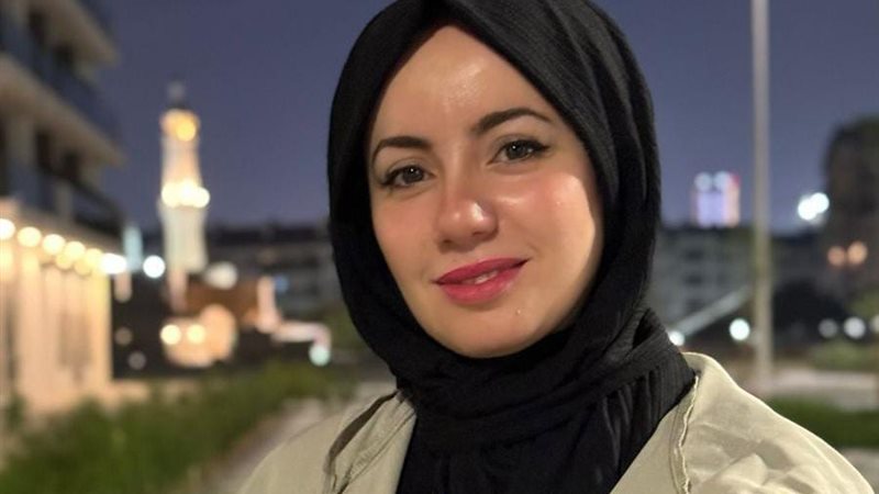 الدكتورة منى مبارك