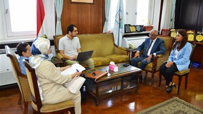 جامعة الإسكندرية تبحث مع وفد الوكالة الأمريكية للتنمية مشروع التطوير المهني