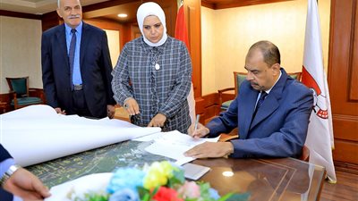 محافظ سوهاج يعتمد خرائط نطاق التصالح على مخالفات البناء