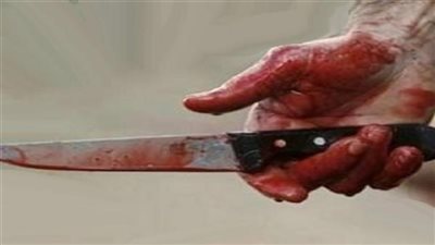 عامل يطعن زوجته بسكين بسبب خلافات بينهما في المراغه بسوهاج