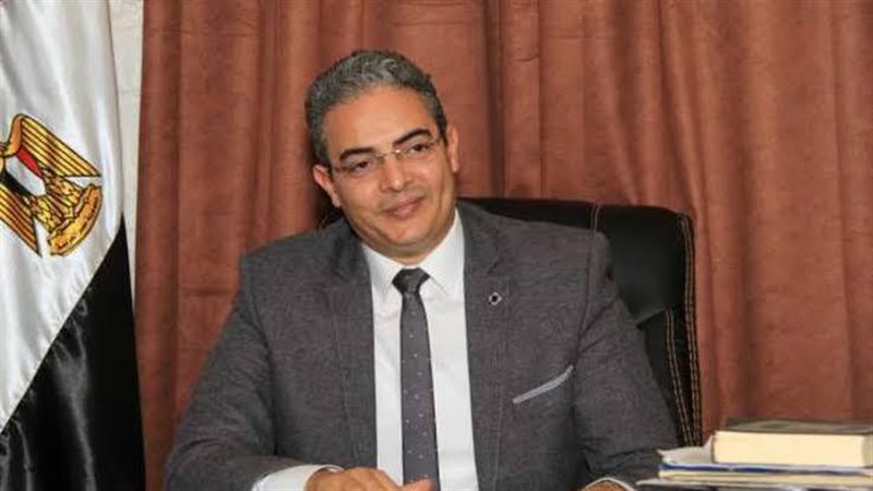 الدكتور طارق سعدة
