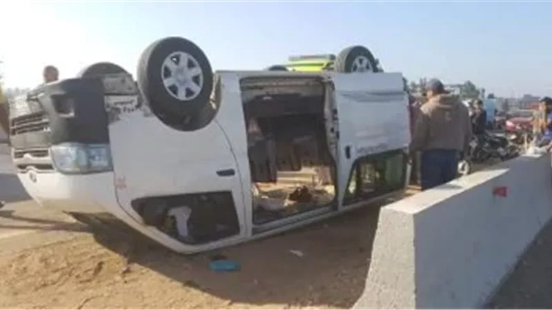 حادث انقلاب سيارة