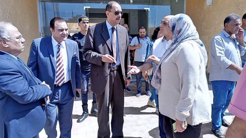 محافظ سوهاج خلال