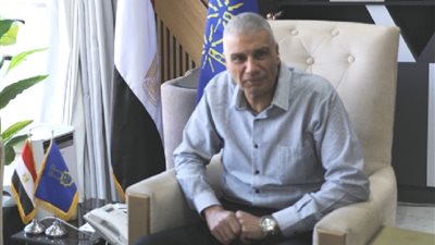 محافظ أسوان يكلف بمتابعة ملتقى مستشفى سرطان الأطفال