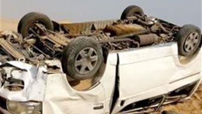 مصرع شخص وإصابة آخر في حادث انقلاب سيارة بسوهاج
