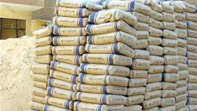 ضبط 20 طن أسمنت وأعلاف مجهولة المصدر خلال حملة تموينية في الشرقية