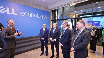  وزير الاتصالات وتكنولوجيا المعلومات يزور مركز تميز شركة دل تكنولوجيز Dell Technologies الأمريكية الرائدة عالميا في مجال التكنولوجيا