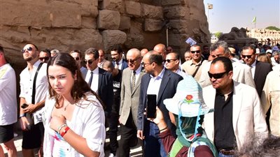 محافظ الأقصر يتفقد أعمال التطوير بمجموعة معابد الكرنك