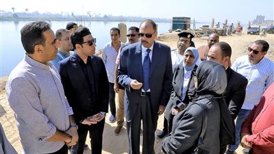 محافظ سوهاج يتفقد أعمال مشروع تطوير كورنيش أخميم