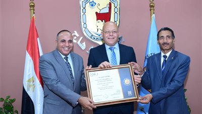 الأعلي للجامعات يعتمد مركز تنمية قدرات أعضاء هيئة التدريس والقيادات بجامعة سوهاج