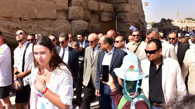 محافظ الأقصر يتفقد