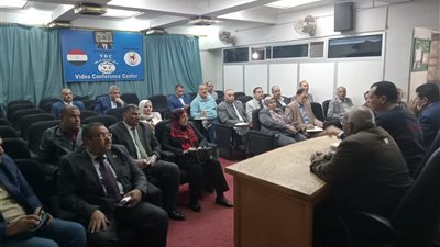 اجتماع موسع لمديرى الإدارات التعليمية استعدادا لامتحانات نصف العام الدراسي