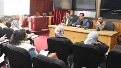 اجتماع موسع للاستعداد لامتحانات نصف العام للشهادة الإعدادية بسوهاج