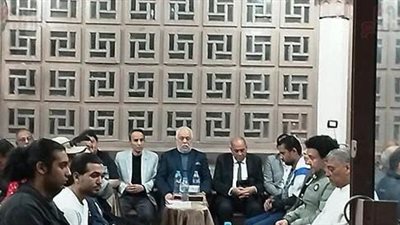 عزاء والد بنات الفنانة بدرية طلبة بحضور أشرف زكى بالإسكندرية