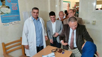 جامعة سوهاج تطلق قافلة طبية لقرية نجع الضبع بمركز جهينة