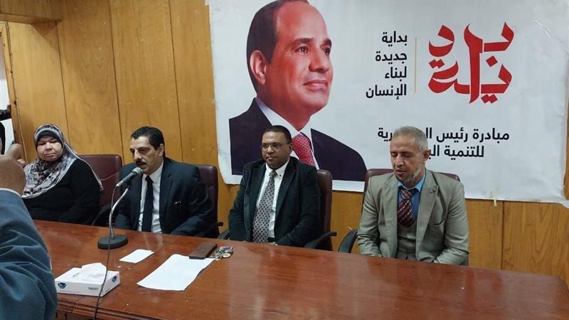 جانب من فاعليات الندوة