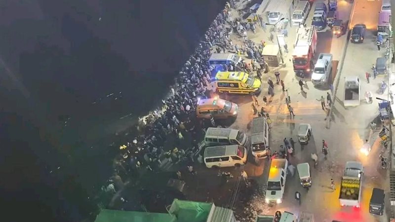 حادث موقف سيارات