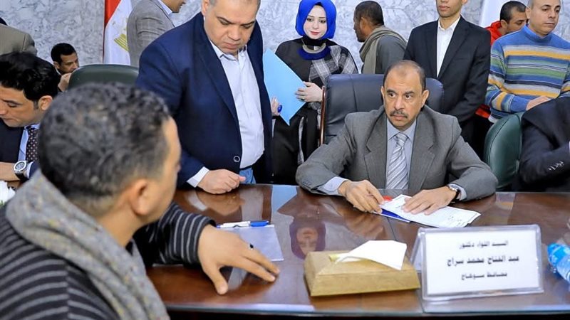محافظ سوهاج خلال
