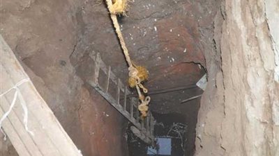 ضبط 4 أشخاص لقيامهم بالحفر والتنقيب عن الآثار في جهينة بسوهاج