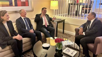 وزير الخارجية يدعو مسئولي الشركات البلجيكية لزيادة استثماراتها في مصر