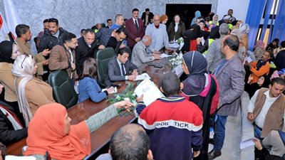 محافظة سوهاج تعقد اللقاء الجماهيري الأسبوعي للاستماع لمطالب واحتياجات المواطنين