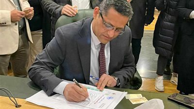 خالد البلشي يتقدم بأوراق ترشحه على مقعد نقيب الصحفيين