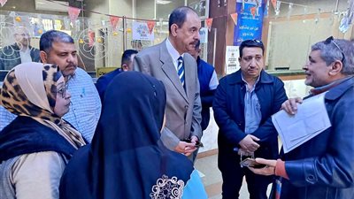 محافظ سوهاج يواصل جولاته الميدانية لمتابعة مدى الانضباط بالشارع ومستوى الخدمات المقدمة للمواطنين 