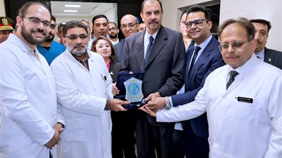 محافظ سوهاج يفتتح مبنى المعامل والأشعة والعمليات بمستشفى سوهاج العام