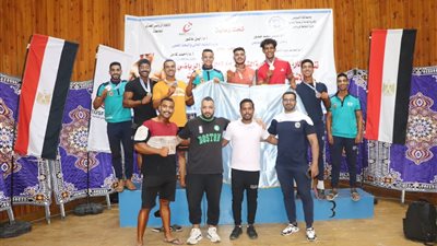 جامعة سوهاج تحصد 4 ميداليات ذهبية وكأس بطولة كمال الأجسام على مستوى الجامعات
