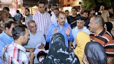 محافظ سوهاج يتفقد عدد من مشروعات التطوير والتجميل ويتابع الوضع العام بالشوارع والميادين 