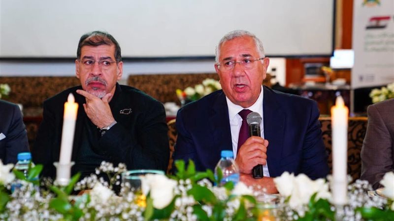 جانب من المتابعة