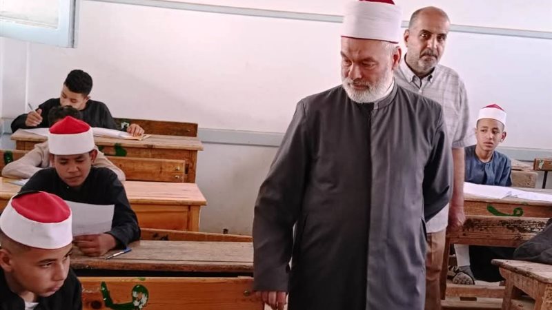 تفقد الامتحانات بسوهاج