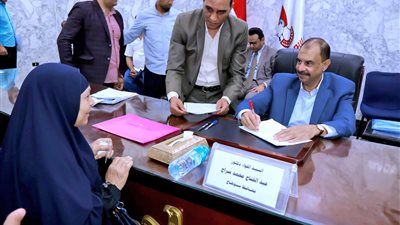 محافظ سوهاج يعقد اللقاء الجماهيري الأسبوعي للاستماع إلى شكاوى وطلبات المواطنين