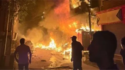 السيطرة على حريق بأحد المحلات وامتداده لآخر ومنزل بسوهاج