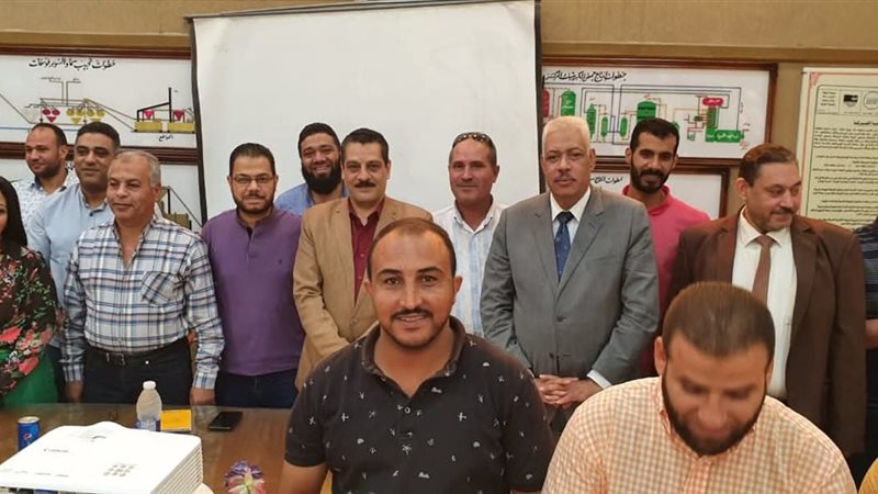 جانب من فاعليات الندوة