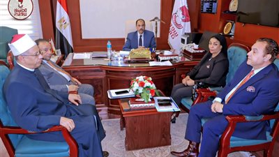 محافظ سوهاج يعلن انطلاق مبادرة صحح مفاهيمك الأحد المقبل