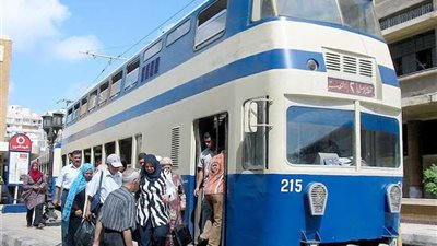 وزارة النقل تدرس إيقاف ترام الإسكندرية سنة لتنفيذ أعمال المترو والقطار السريع