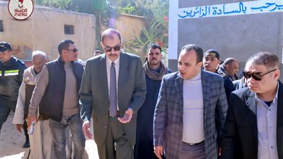 محافظ سوهاج يتفقد لجان انتخابات الإعادة لمجلس النواب بأخميم وسوهاج وساقلتة