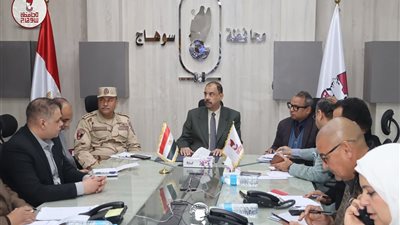 غرفة العمليات بسوهاج تتابع سير انتخابات الإعادة لمجلس النواب