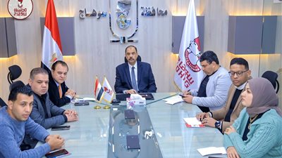 غرفة العمليات الرئيسية بسوهاج تتابع سير انتخابات الإعادة لمجلس النواب بالدائرة السابعة بالبلينا