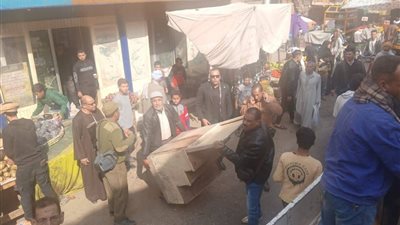 حملة مكبرة لرفع الإشغالات من شوارع المراغة بسوهاج ومنع الباعة من السيطرة على الشارع