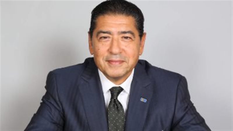 هشام عز العرب الرئيس