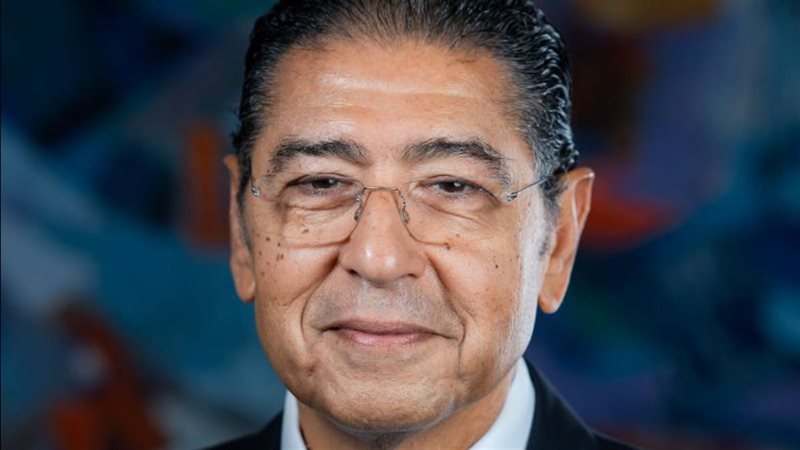 هشام عز العرب الرئيس