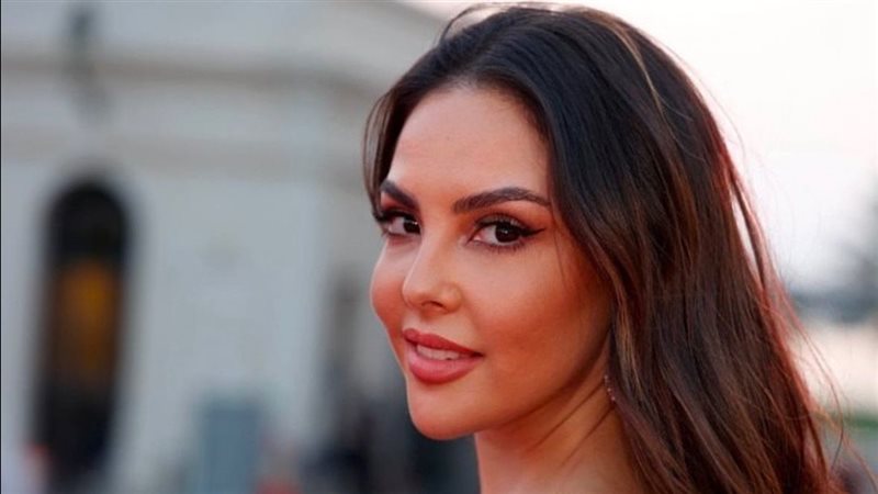 النجمة الشابة نينا