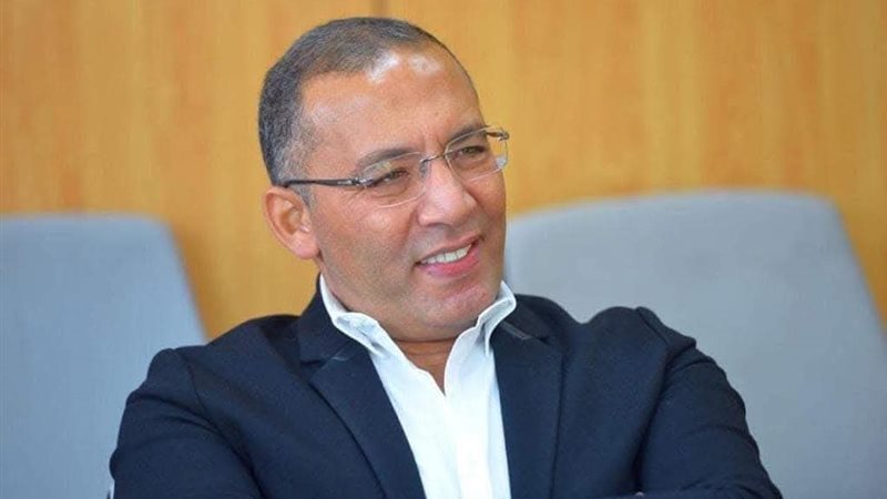 الكاتب الصحفى خالد