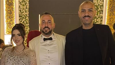 الاعلامى إسلام شيبة يهنئ العروسين محمد ناجي وندى علي بمناسبة زفافهما