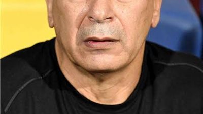 حسام حسن يرفض أجندة الكاف