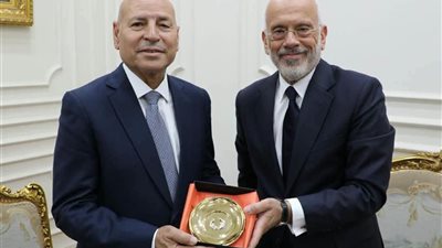 محافظ القاهرة يستقبل سفير اليونان بالقاهرة لبحث سبل تعزيز التعاون المشترك بين القاهرة وأثينا