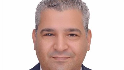 عياد رزق: قرار تثبيت الفائدة يعكس تحسن مؤشرات الاقتصاد وتراجع أعباء الدين العام ويدعم استقرار الأسواق