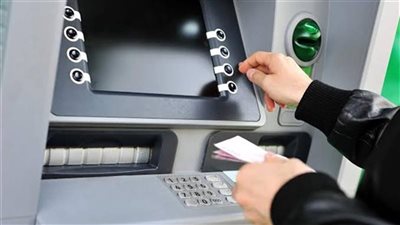  «اطلب ألف تاخد ألفين».. خطأ غريب بماكينة ATM يضاعف أموال السحب لأهالي قرية قاي ببني سويف